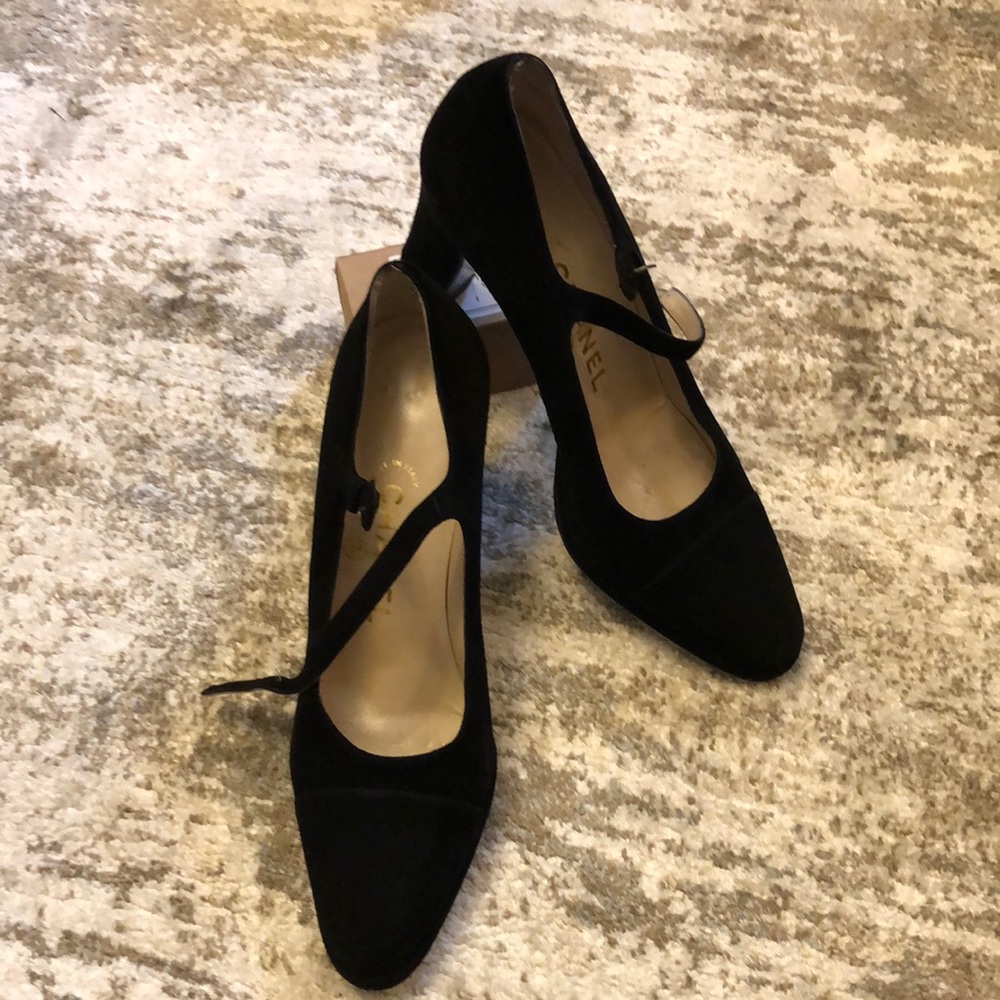 Chanel black suede Mary Jane heels. Size european 37/ 6.5 US approx